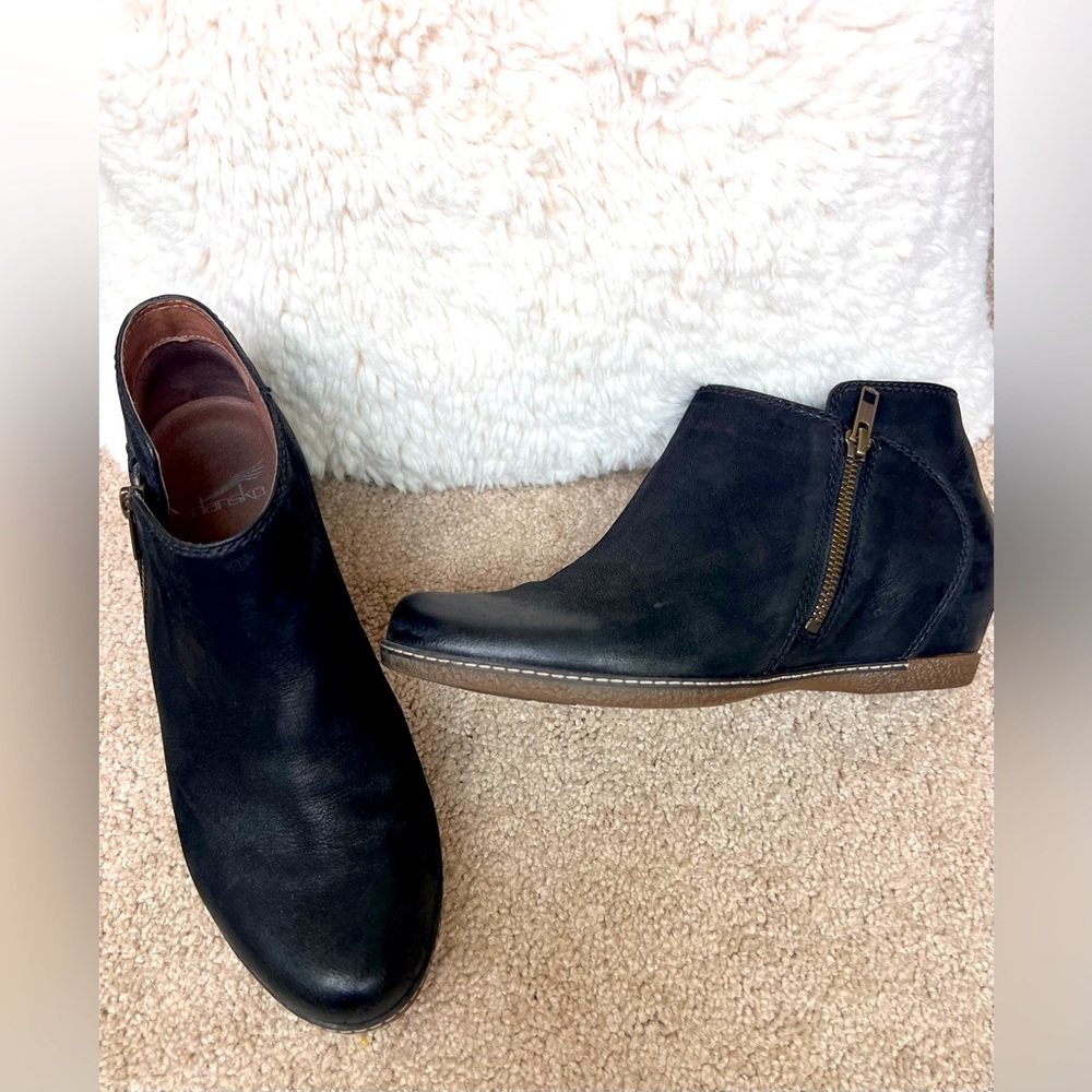 Dansko Orthodic Black Ankle Boots